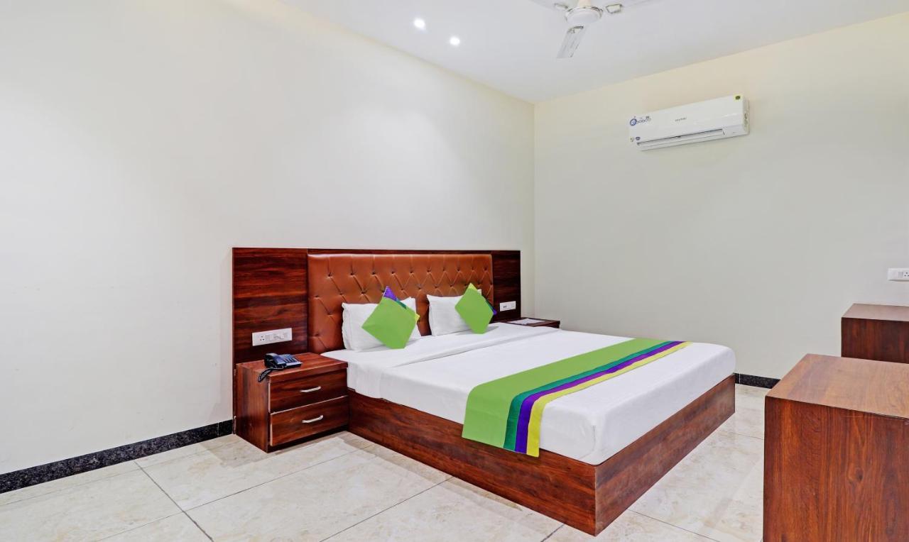 Treebo Trend Gt Palace Fatehabad Road Hotel Agra  Luaran gambar