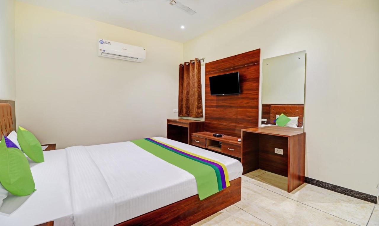 Treebo Trend Gt Palace Fatehabad Road Hotel Agra  Luaran gambar